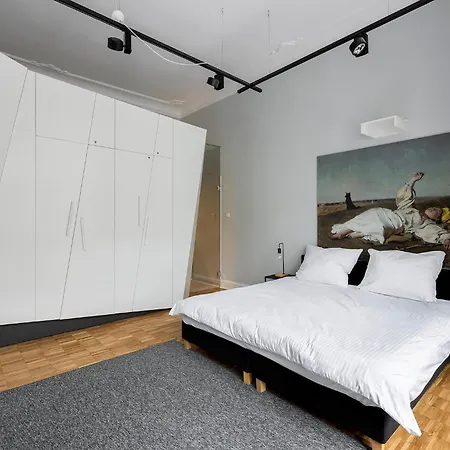 Appartamento Chelmonskiego 8-03 By Farkas *